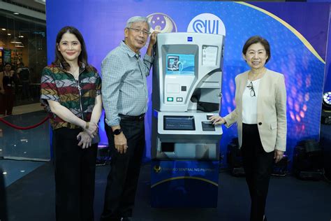 BSP and SM Store inaugurate first coin deposit .